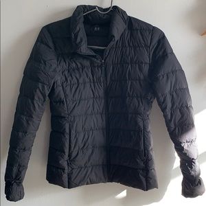 Uniqlo ultra light down jacket